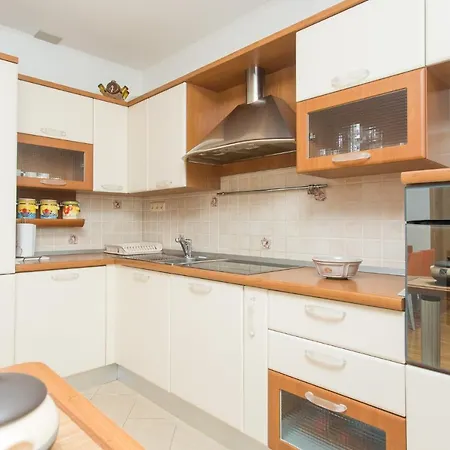 Apartment Stay Διαμέρισμα *